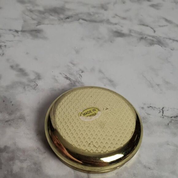 Vintage Rose Pill Box - Picture 3 of 6